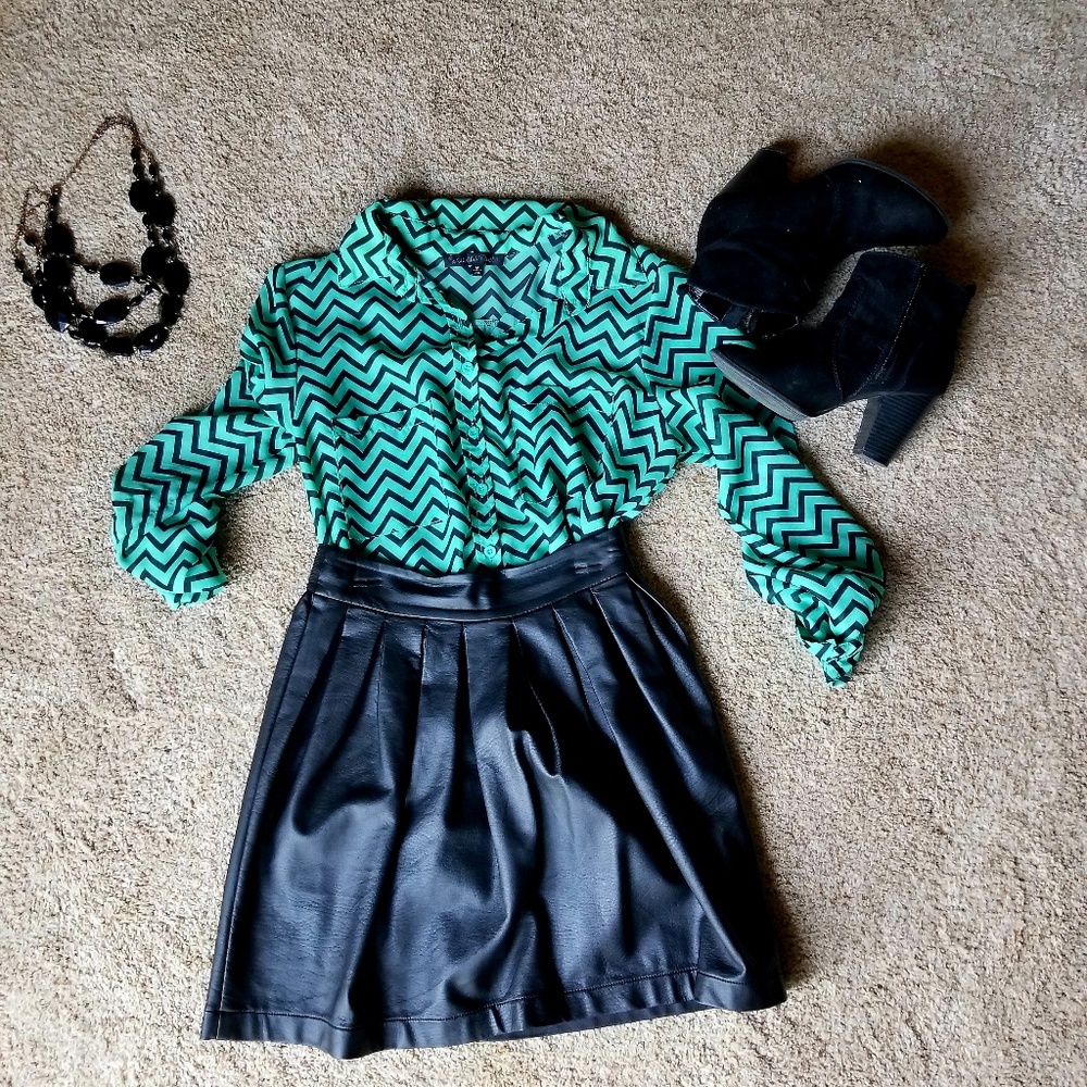 Chevron chiffon blouse